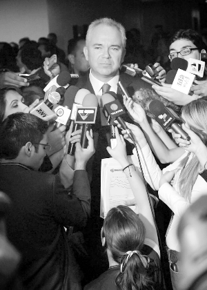 ���������ǰ�˫�н�