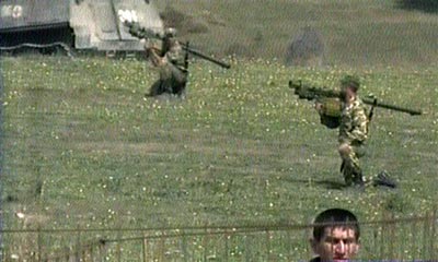 ����˹�⽻���������ƣ�Լ��1500�����ϰ�����ս����ɥ���� ��Դ��������