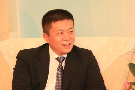 曹国伟:新浪与海南合作有助于岛内房地产等行业发展